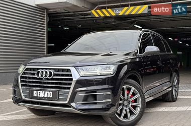 Внедорожник / Кроссовер Audi Q7 2016 в Киеве
