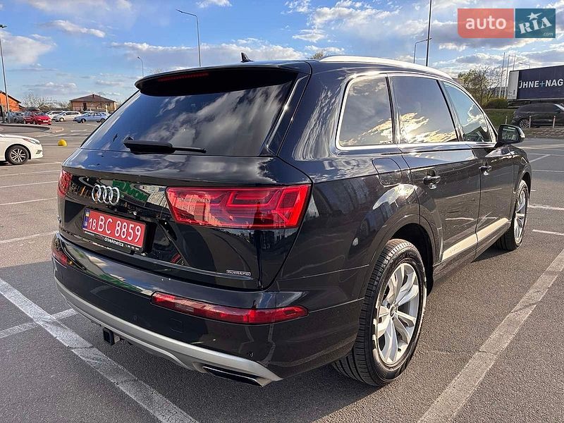 Внедорожник / Кроссовер Audi Q7 2019 в Киеве