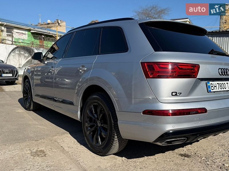Внедорожник / Кроссовер Audi Q7 2018 в Одессе