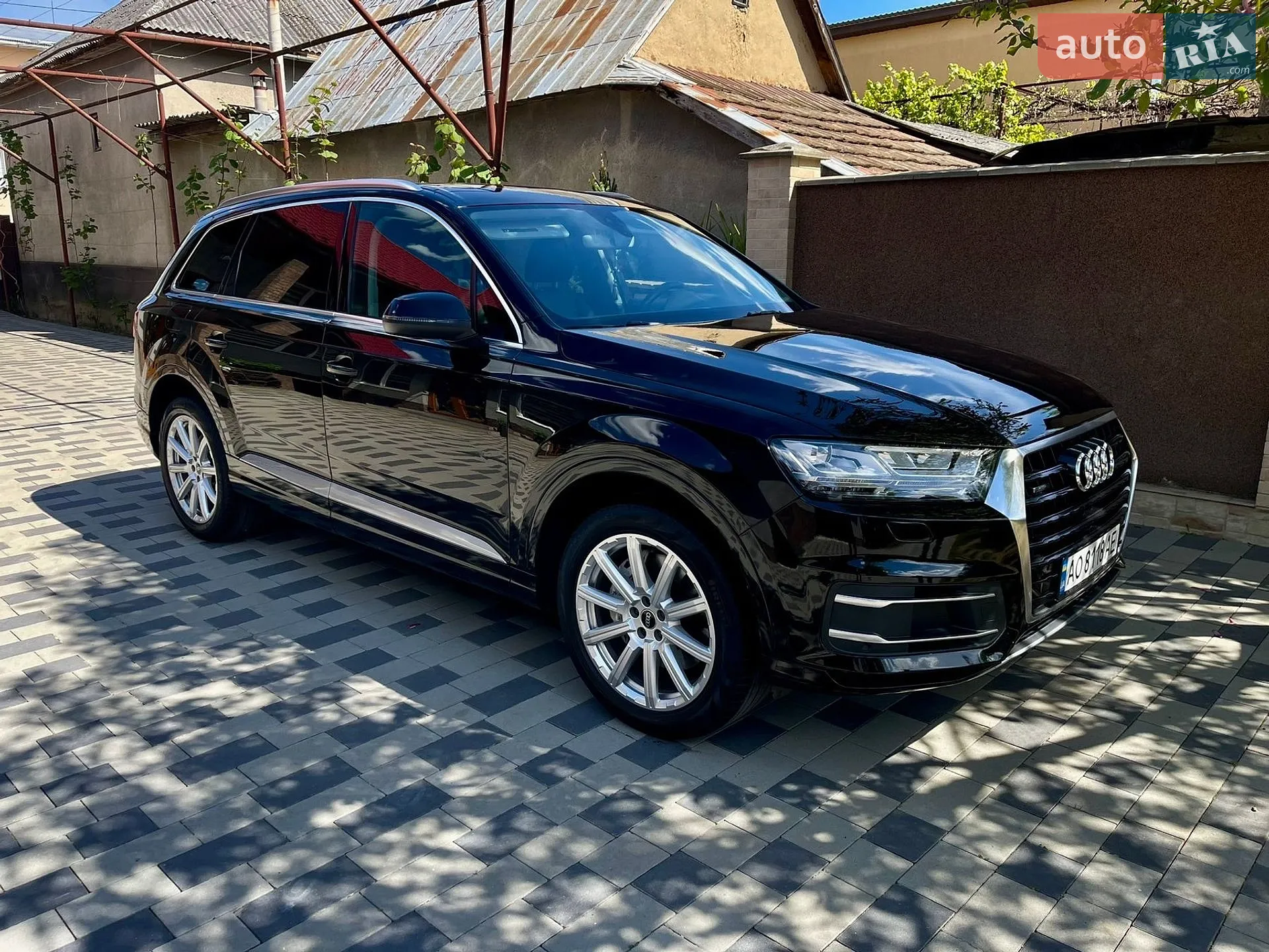 Audi Q7 2016 VIN WA1LAAF70HD012698 фото оголошення 29 з 29