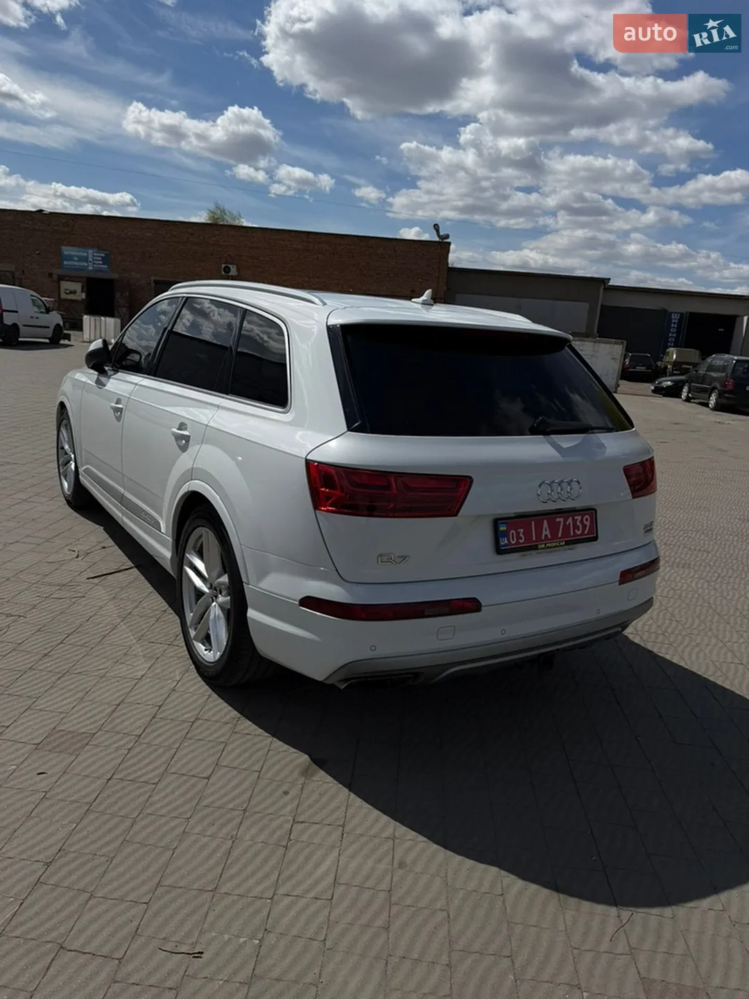 2017 Audi Q7 - мініатюра 15