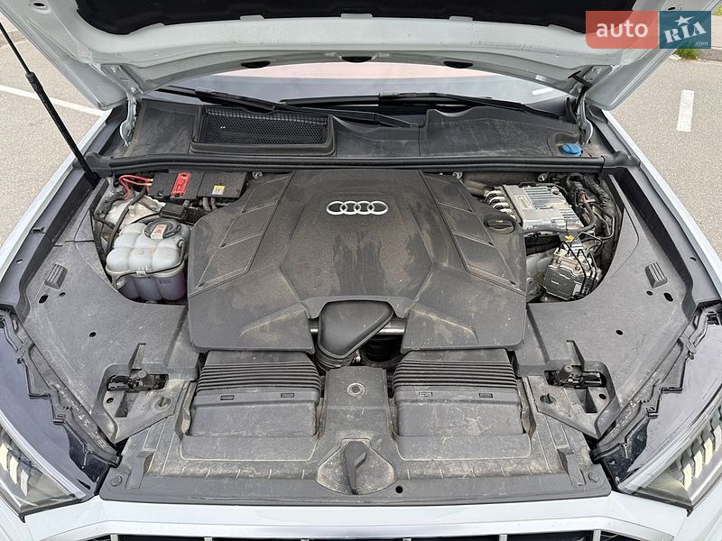 Внедорожник / Кроссовер Audi Q7 2022 в Киеве