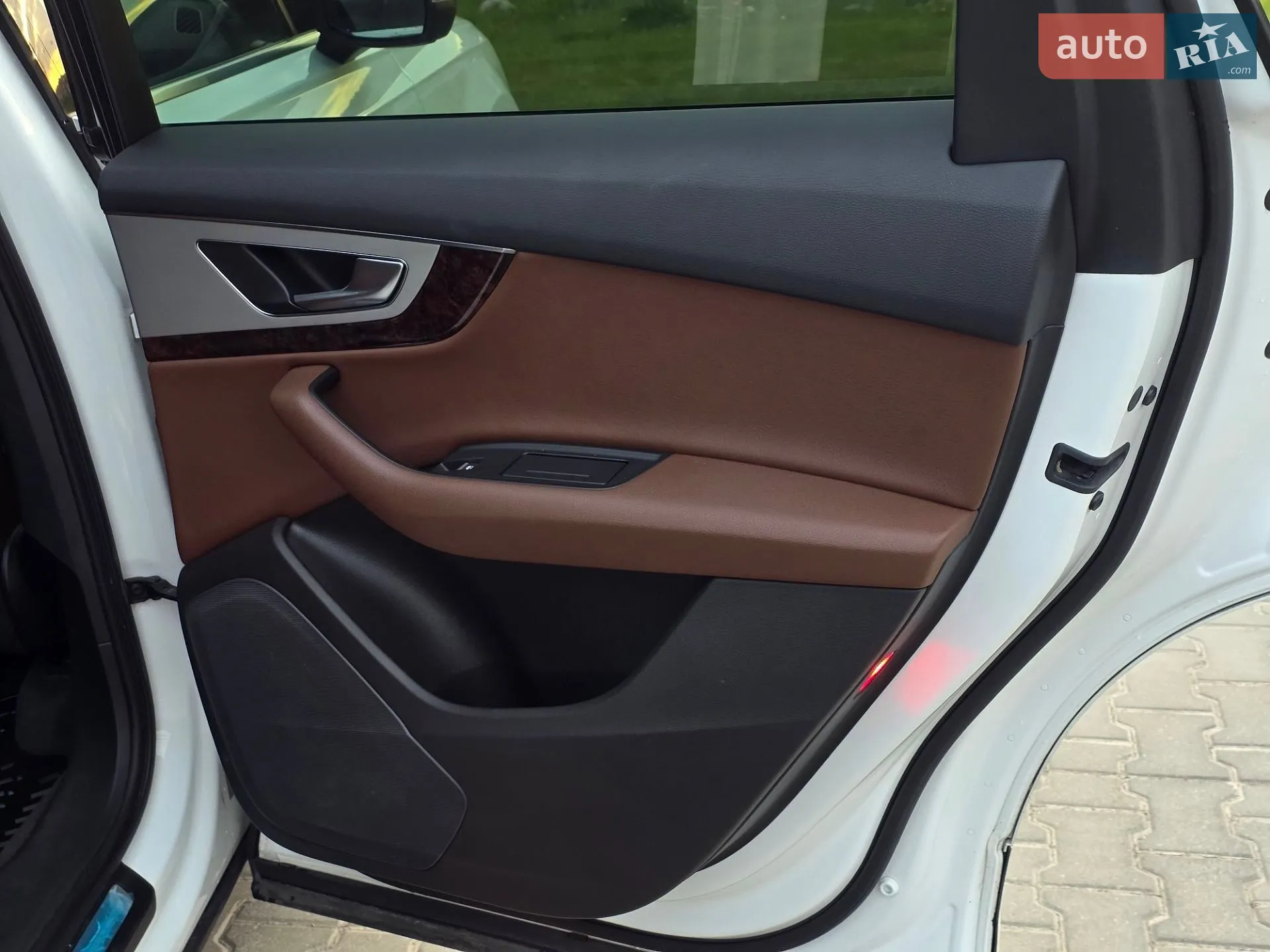 2016 Audi Q7 - мініатюра 31