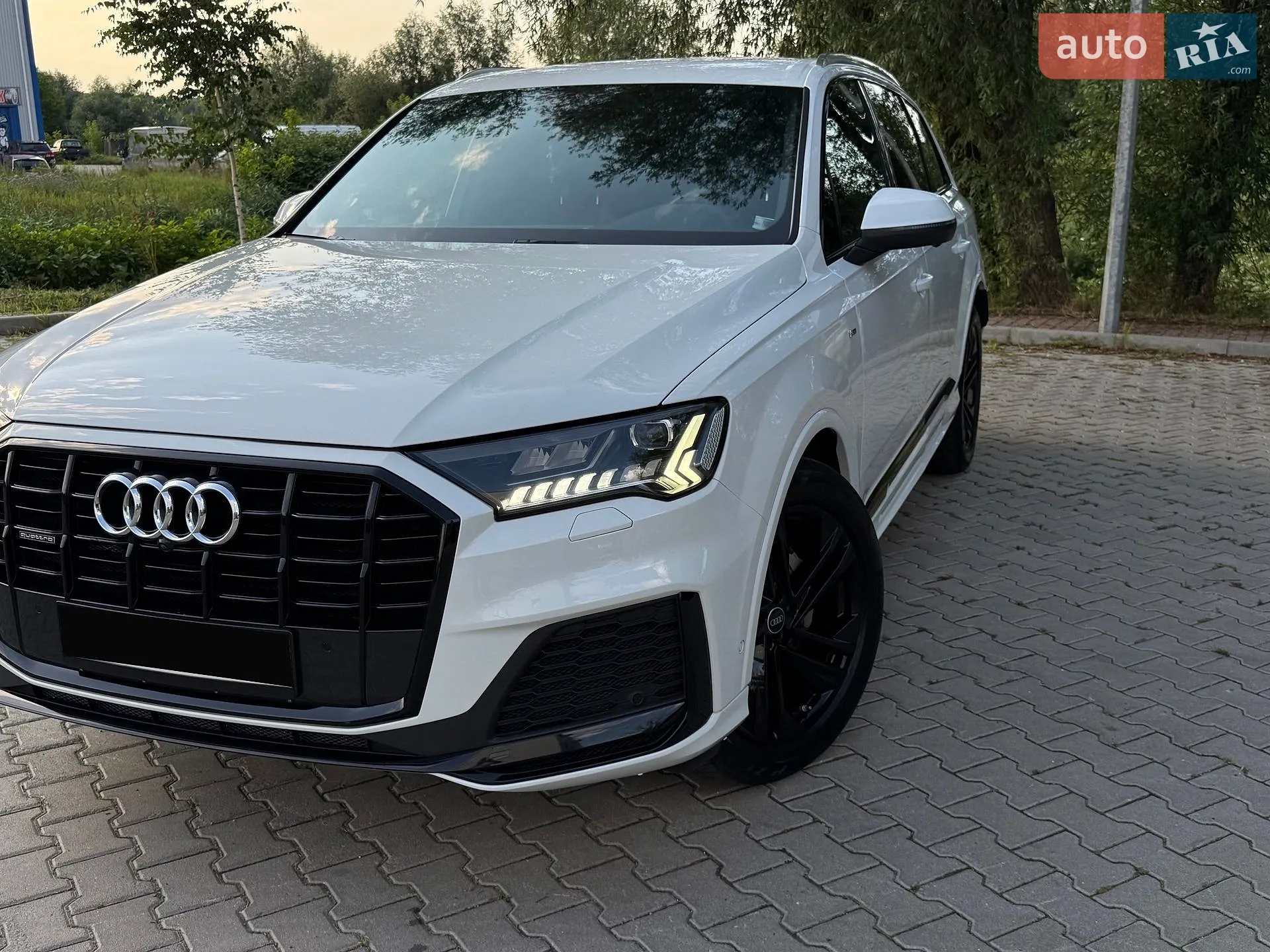 2020 Audi Q7 - фото 1