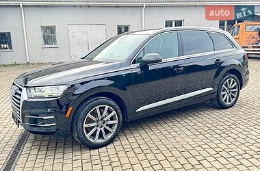 Позашляховик / Кросовер Audi Q7 2018 в Нововолинську