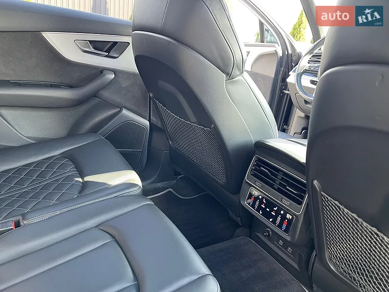 Audi Q7 2020 VIN WAUZZZ4M9MD011864 фото оголошення 18 з 63
