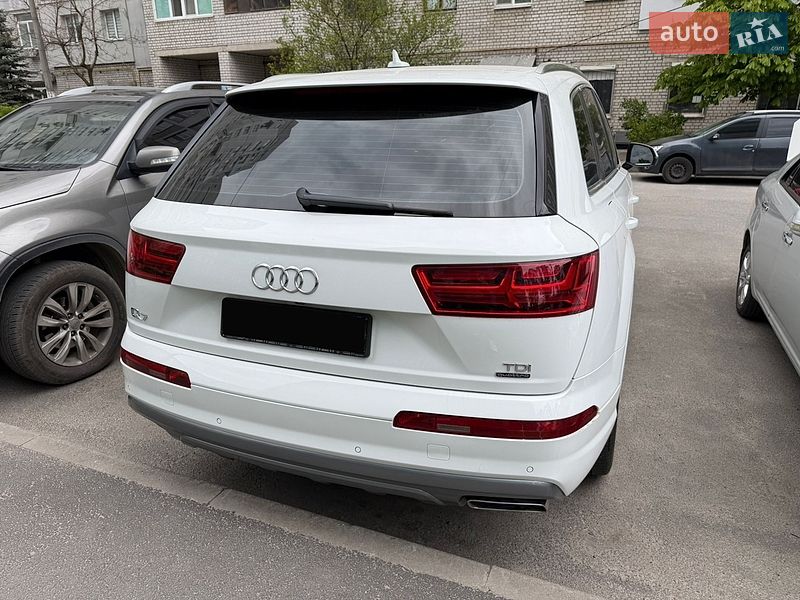 Audi Q7 2016