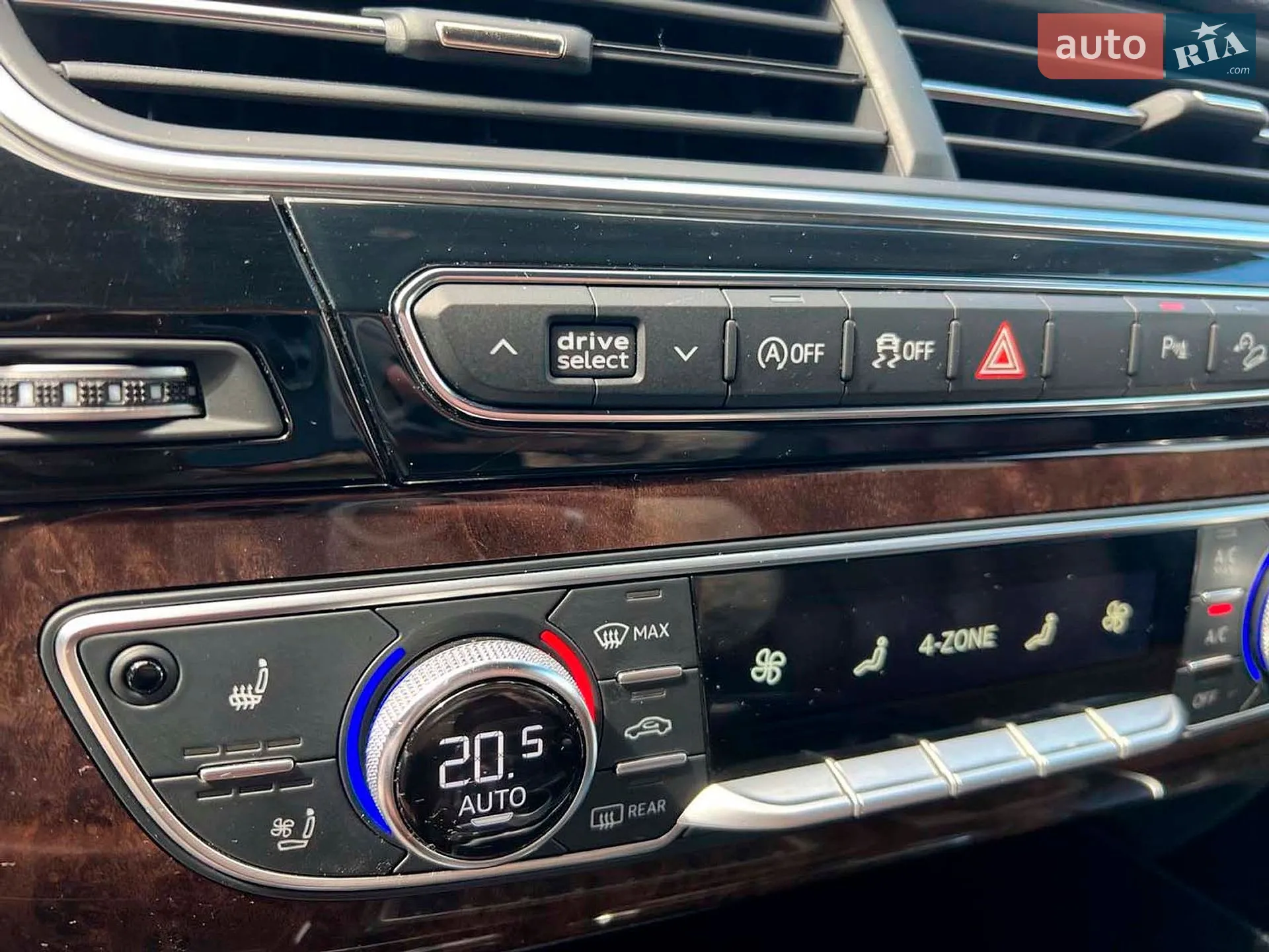 2016 Audi Q7 - мініатюра 34
