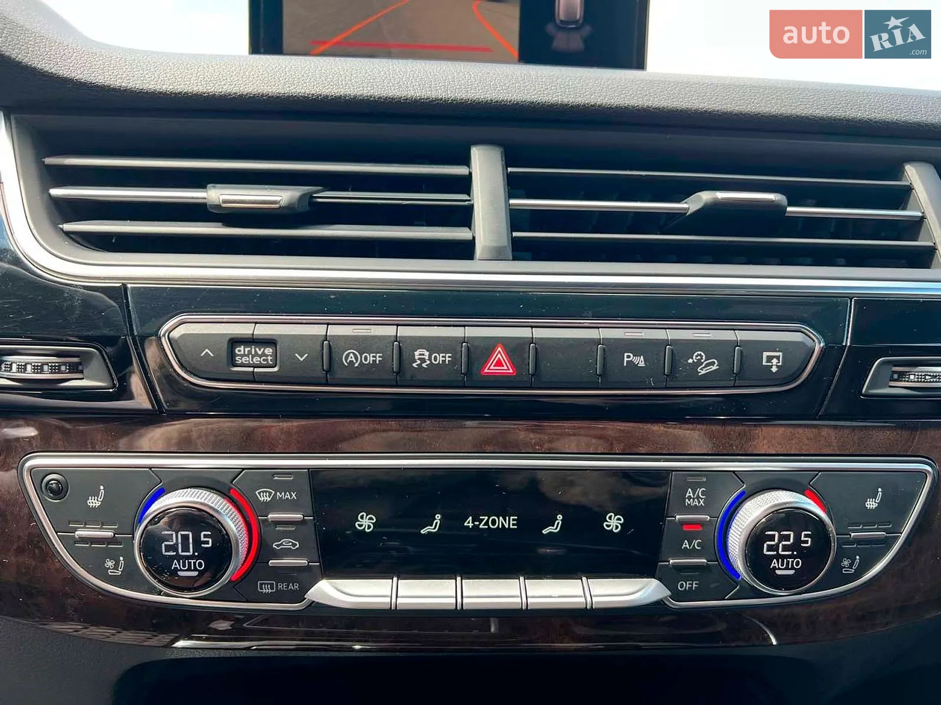 2016 Audi Q7 - мініатюра 33