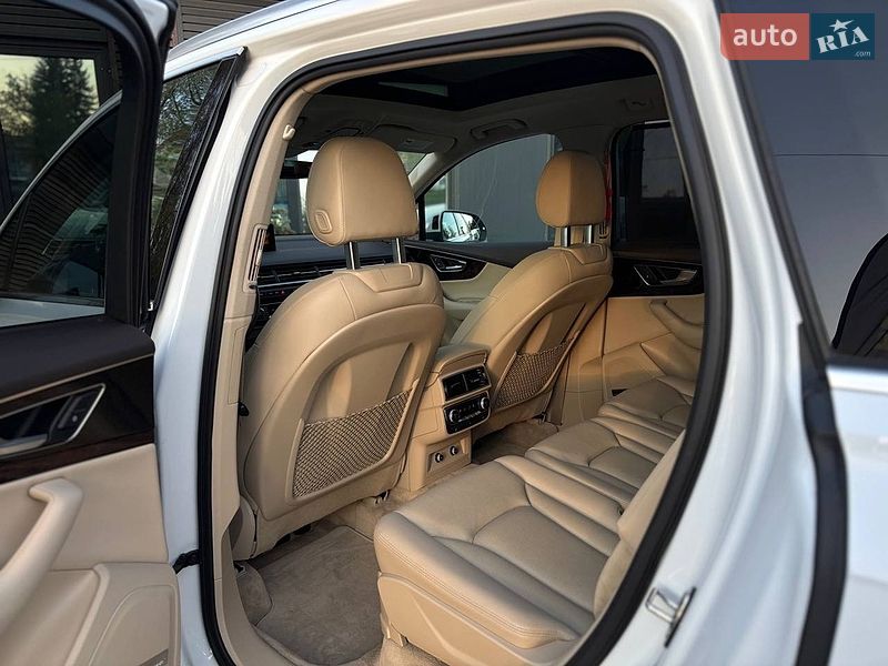 Внедорожник / Кроссовер Audi Q7 2018 в Львове