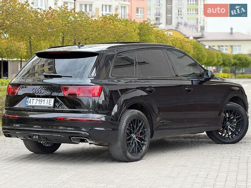 Внедорожник / Кроссовер Audi Q7 2018 в Ивано-Франковске