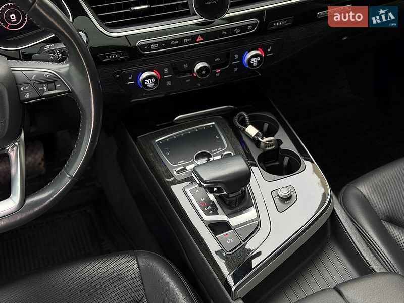 Внедорожник / Кроссовер Audi Q7 2018 в Ивано-Франковске