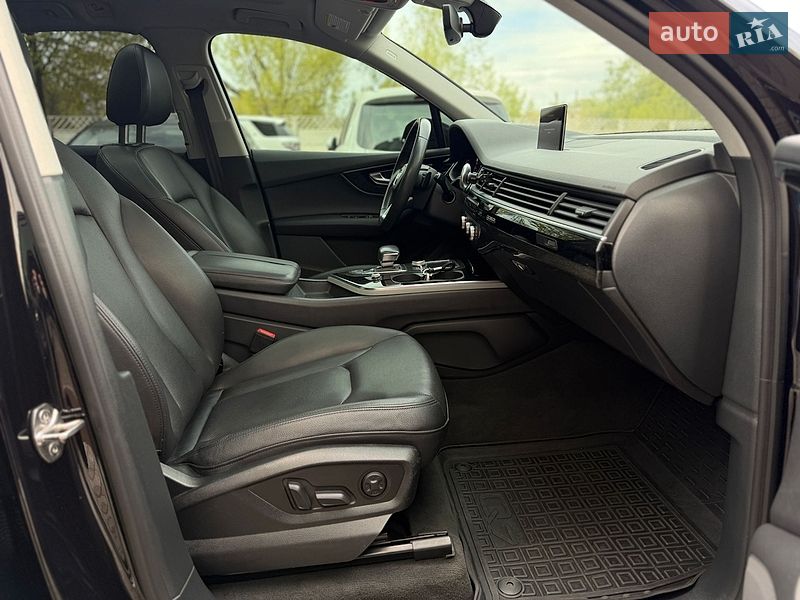 Внедорожник / Кроссовер Audi Q7 2018 в Ивано-Франковске