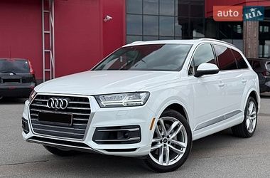 Позашляховик / Кросовер Audi Q7 2017 в Києві