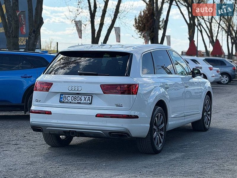Внедорожник / Кроссовер Audi Q7 2017 в Львове