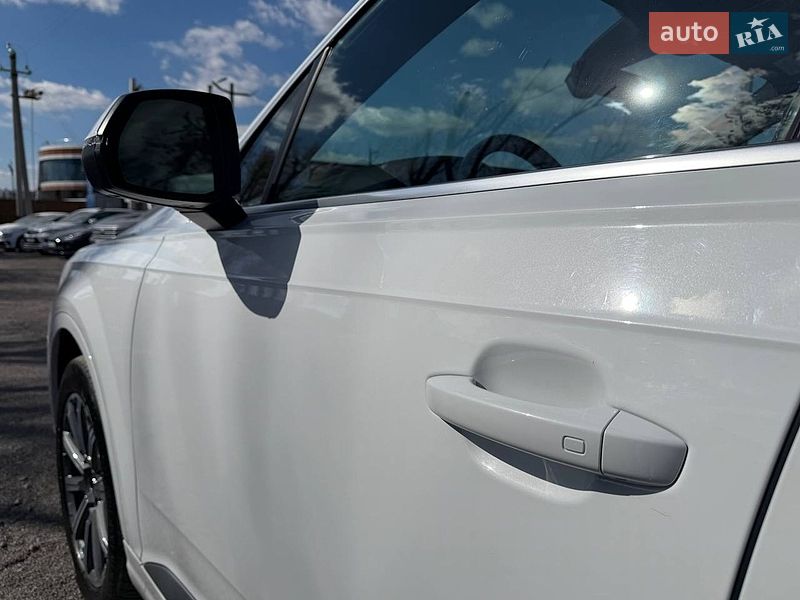 Внедорожник / Кроссовер Audi Q7 2017 в Львове