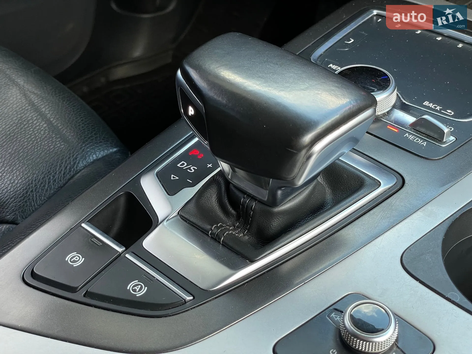 2016 Audi Q7 - мініатюра 38