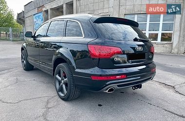 Позашляховик / Кросовер Audi Q7 2014 в Вінниці