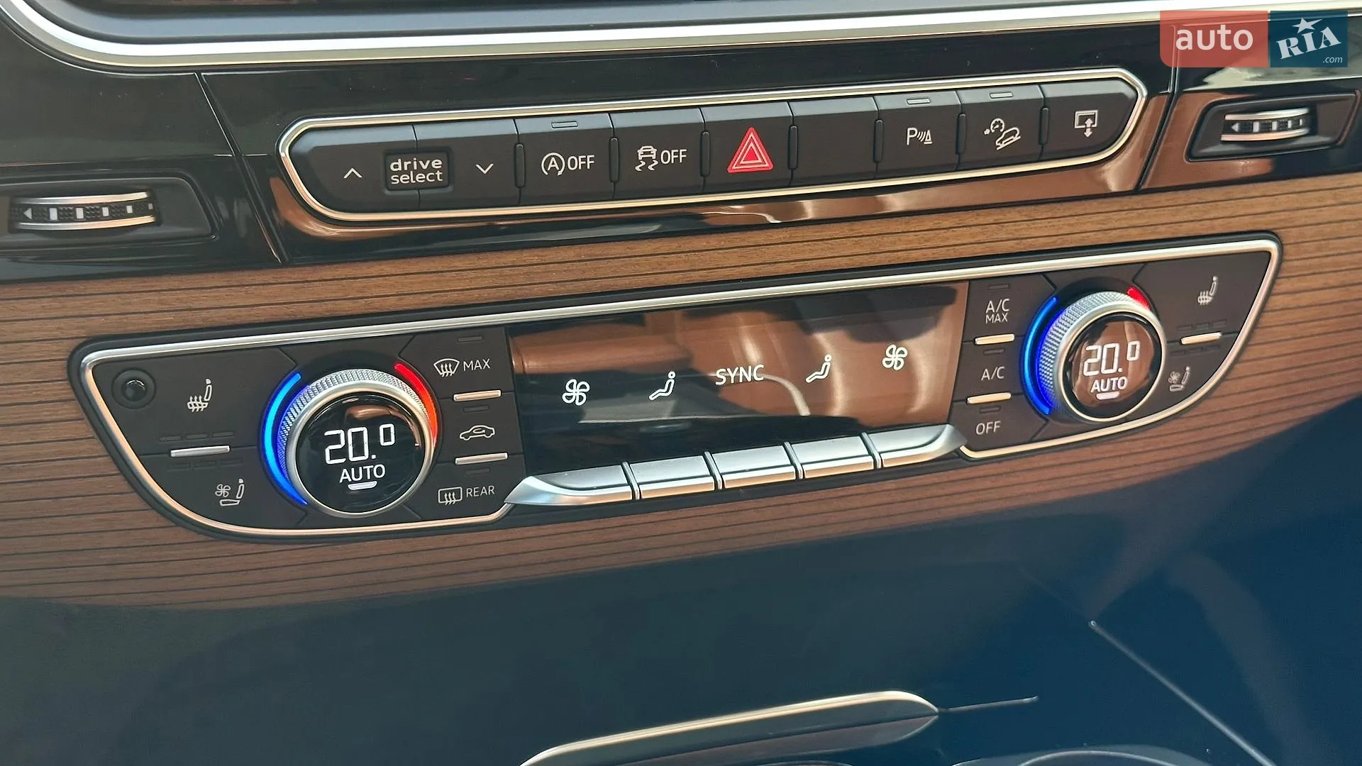 2017 Audi Q7 - мініатюра 18