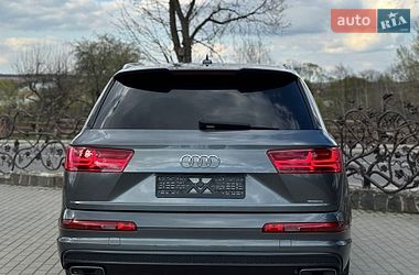 Внедорожник / Кроссовер Audi Q7 2017 в Дрогобыче