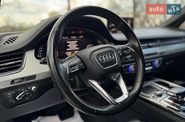 Внедорожник / Кроссовер Audi Q7 2017 в Дрогобыче