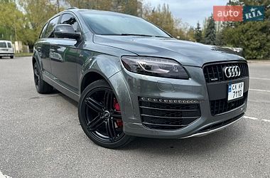 Внедорожник / Кроссовер Audi Q7 2015 в Черкассах