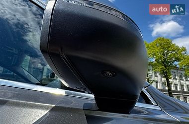 Позашляховик / Кросовер Audi Q7 2016 в Києві