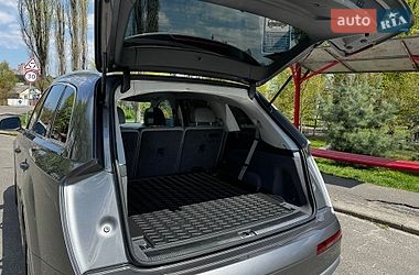 Позашляховик / Кросовер Audi Q7 2016 в Києві