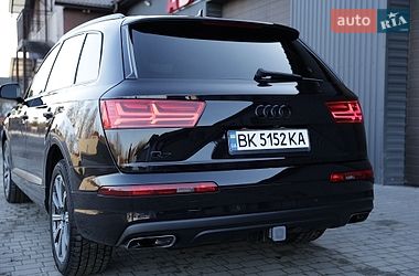 Внедорожник / Кроссовер Audi Q7 2016 в Сарнах