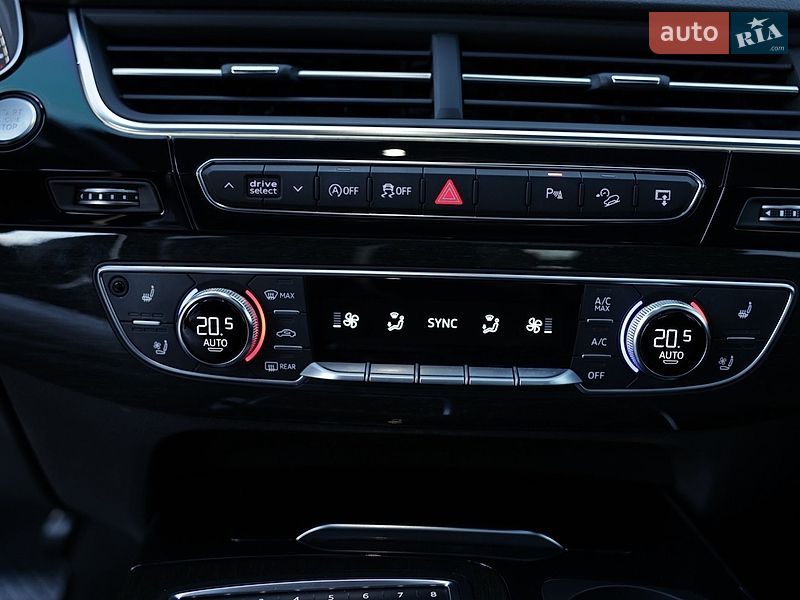 Внедорожник / Кроссовер Audi Q7 2016 в Сарнах