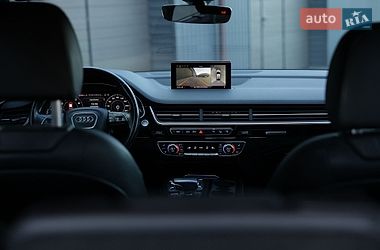 Внедорожник / Кроссовер Audi Q7 2016 в Сарнах