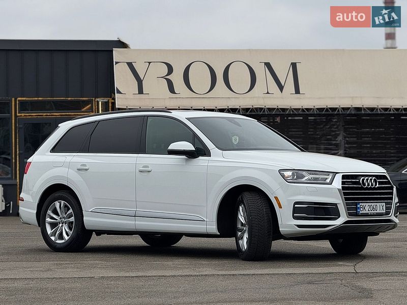 Внедорожник / Кроссовер Audi Q7 2017 в Киеве