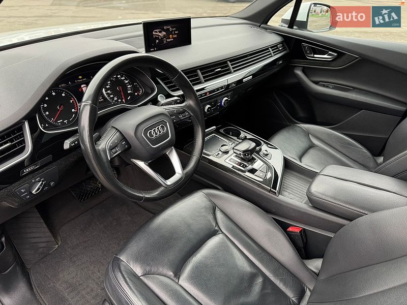 Внедорожник / Кроссовер Audi Q7 2017 в Киеве