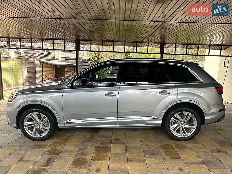 Внедорожник / Кроссовер Audi Q7 2022 в Киеве