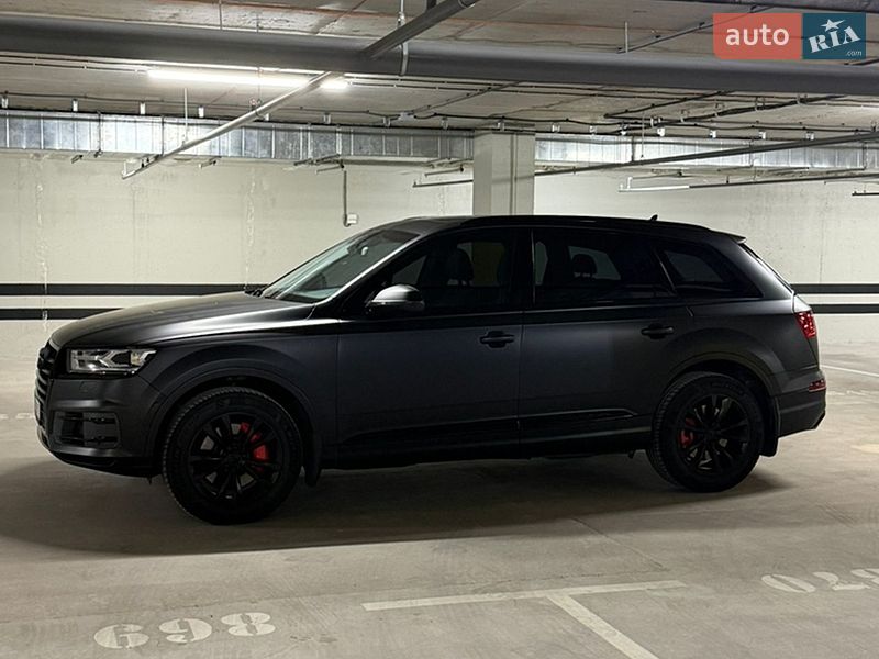 Позашляховик / Кросовер Audi Q7 2016 в Дніпрі