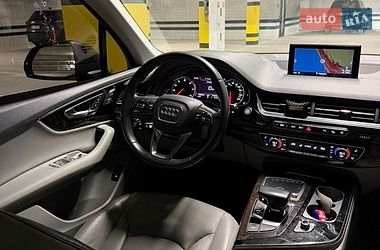 Позашляховик / Кросовер Audi Q7 2016 в Дніпрі