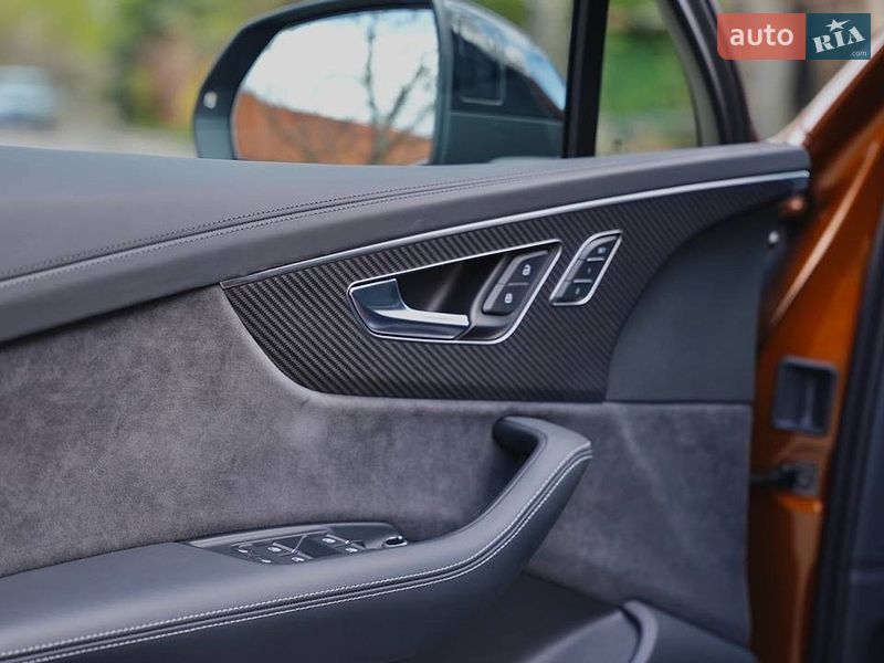 Внедорожник / Кроссовер Audi Q7 2024 в Киеве