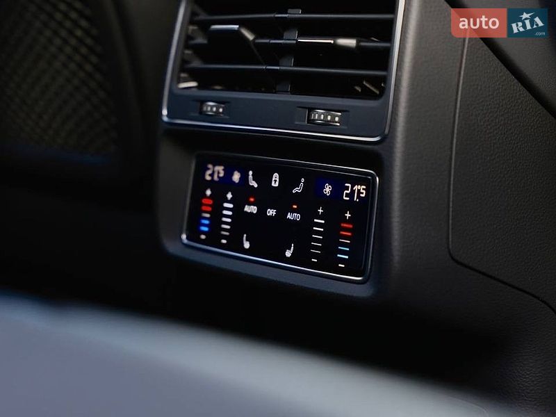 Внедорожник / Кроссовер Audi Q7 2024 в Киеве