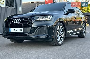 Позашляховик / Кросовер Audi Q7 2021 в Миколаєві