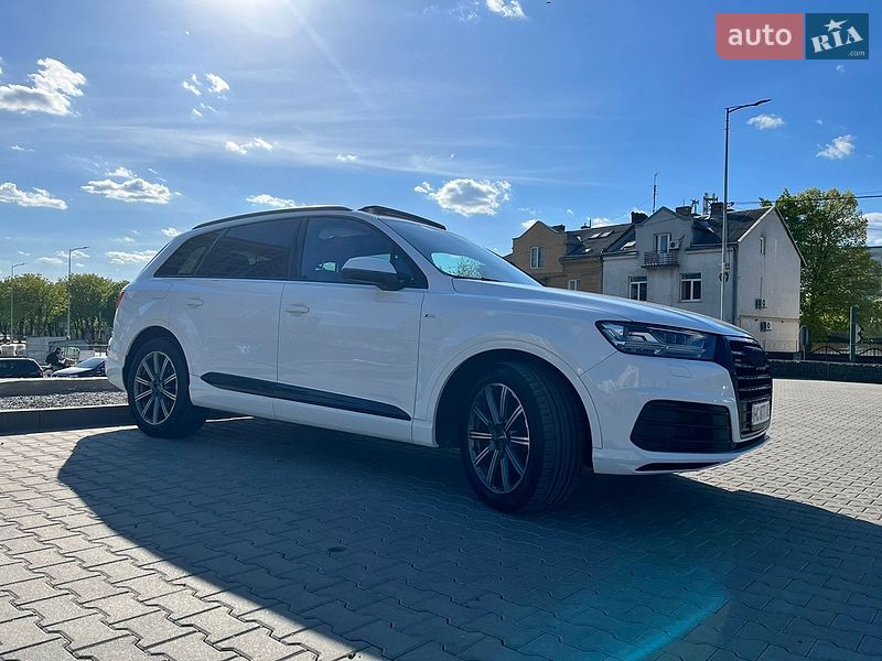 Внедорожник / Кроссовер Audi Q7 2016 в Львове