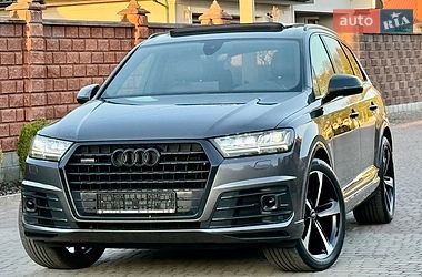 Внедорожник / Кроссовер Audi Q7 2018 в Ровно