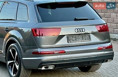 Позашляховик / Кросовер Audi Q7 2018 в Рівному