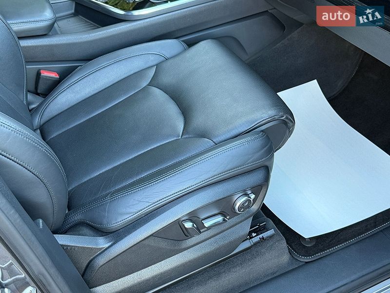 Позашляховик / Кросовер Audi Q7 2018 в Рівному