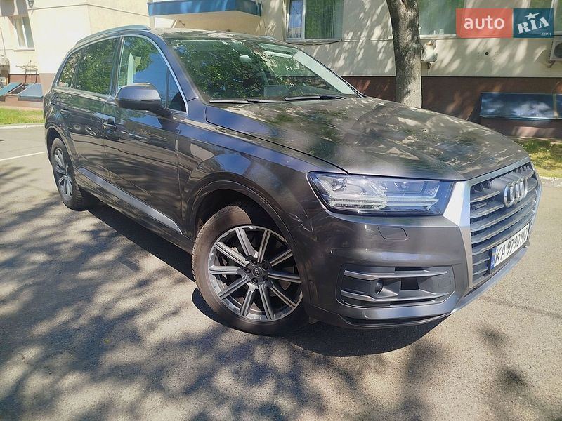 Внедорожник / Кроссовер Audi Q7 2018 в Киеве