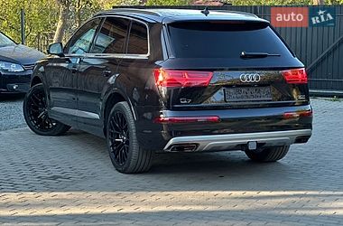 Внедорожник / Кроссовер Audi Q7 2017 в Сарнах
