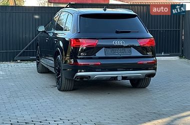 Внедорожник / Кроссовер Audi Q7 2017 в Сарнах