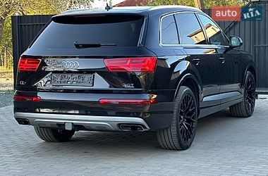 Внедорожник / Кроссовер Audi Q7 2017 в Сарнах