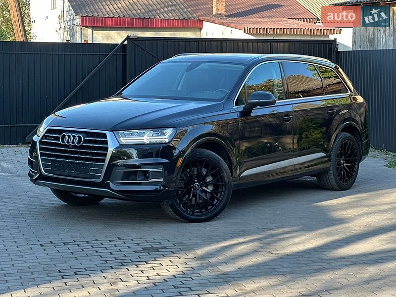 Внедорожник / Кроссовер Audi Q7 2017 в Сарнах