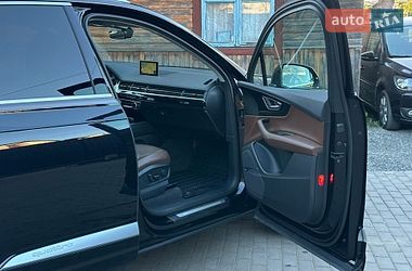 Внедорожник / Кроссовер Audi Q7 2017 в Сарнах