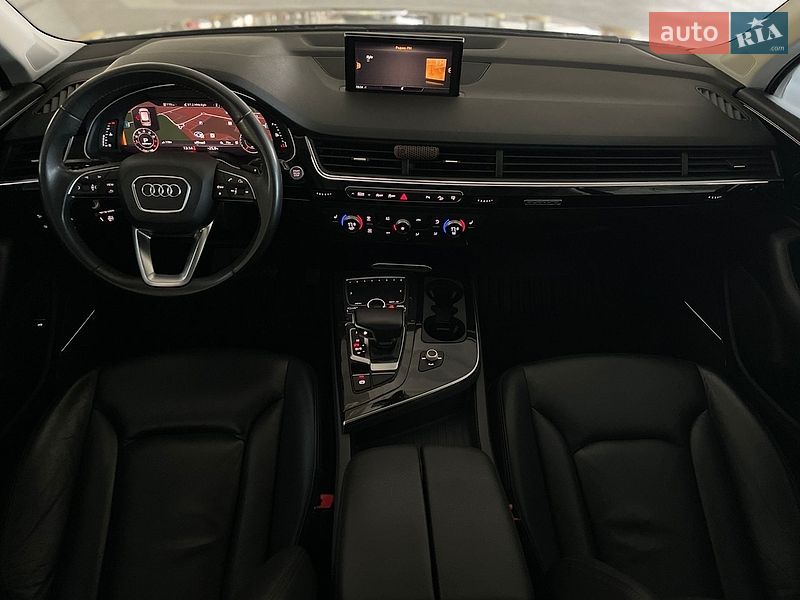 Внедорожник / Кроссовер Audi Q7 2018 в Киеве